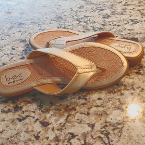 B.O.C. Thong Sandal Women's Size 8